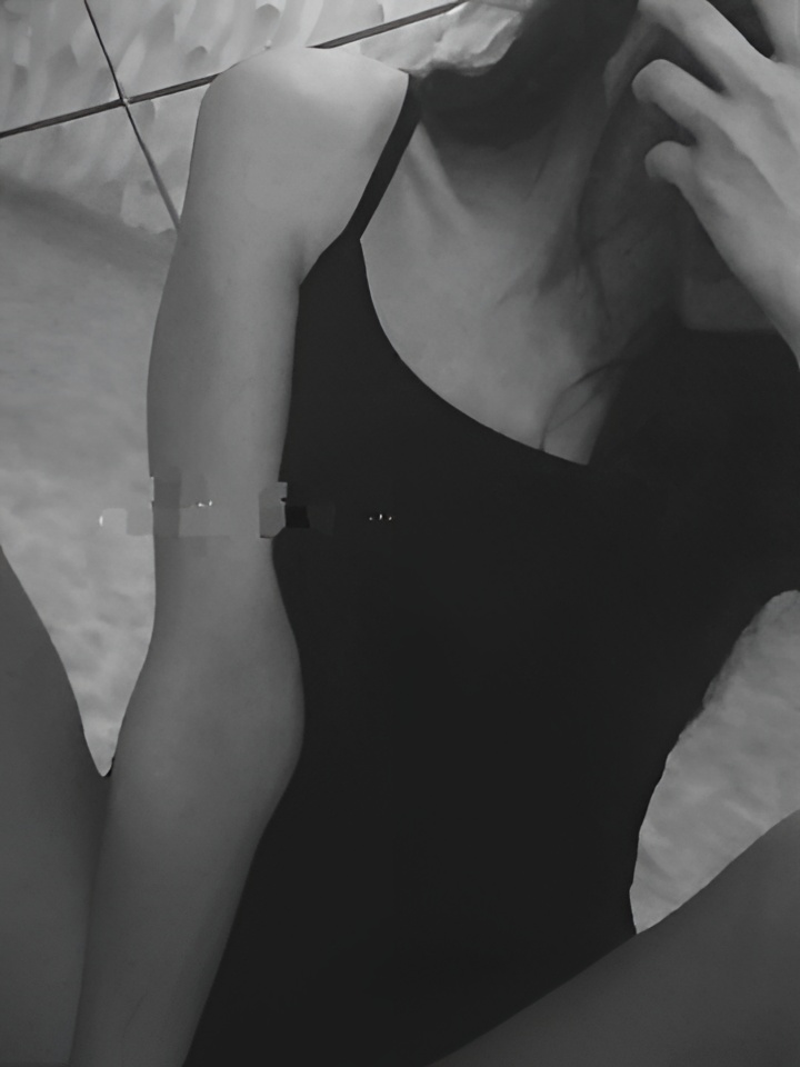 Амина привлекальеная девушка из Стрежевой цена от 4000 руб