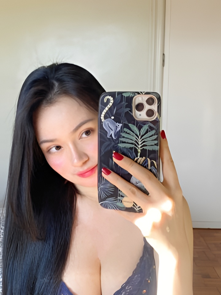 Анечка привлекальеная девушка из Стрежевой цена от 10000 руб