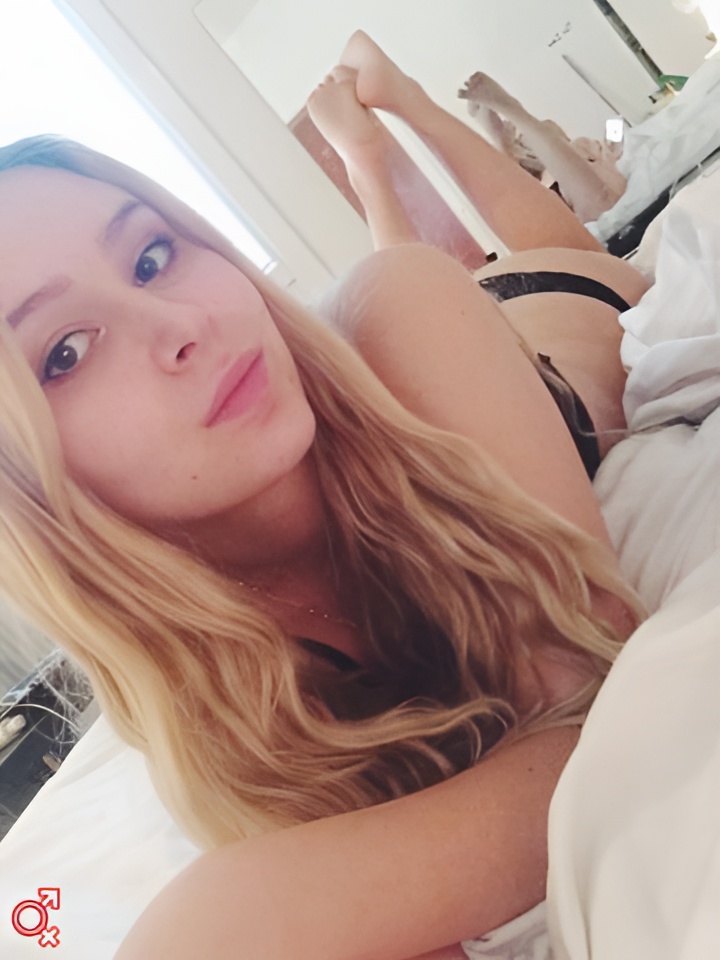 Марина привлекальеная девушка из Стрежевой цена от 2000 руб