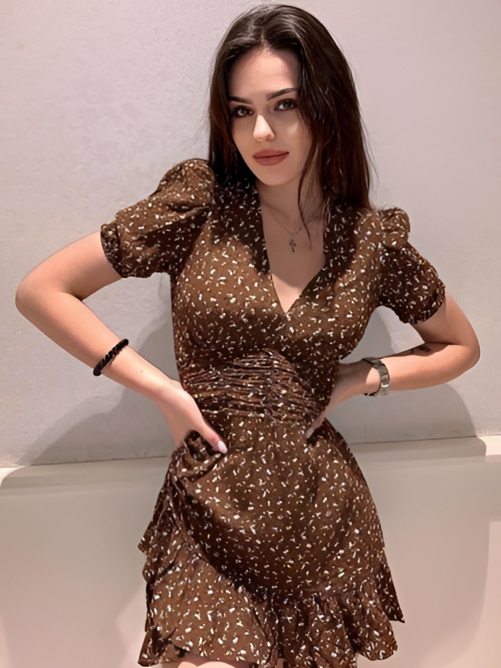 Василиса привлекальеная девушка из Стрежевой цена от 3000 руб