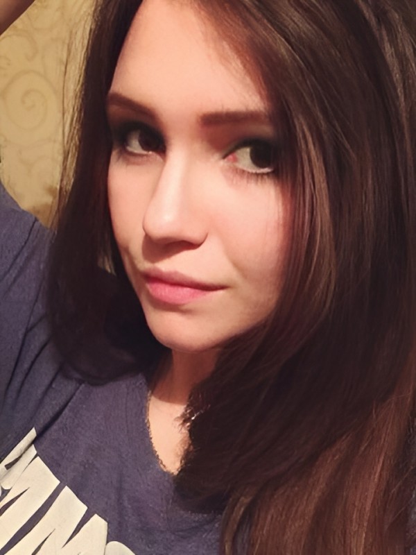 Арина привлекательная девушка из Стрежевой цена от 2000 руб