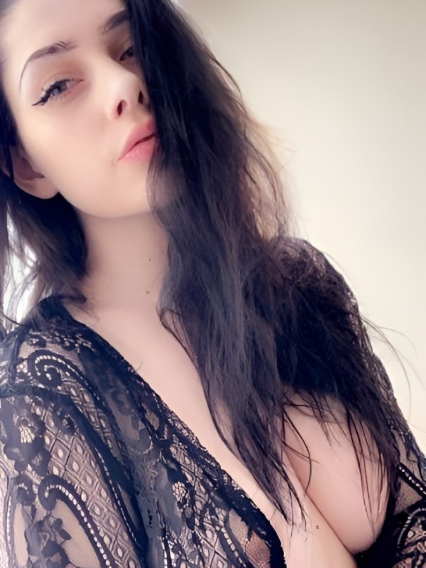 Лея привлекательная девушка из Стрежевой цена от 2000 руб