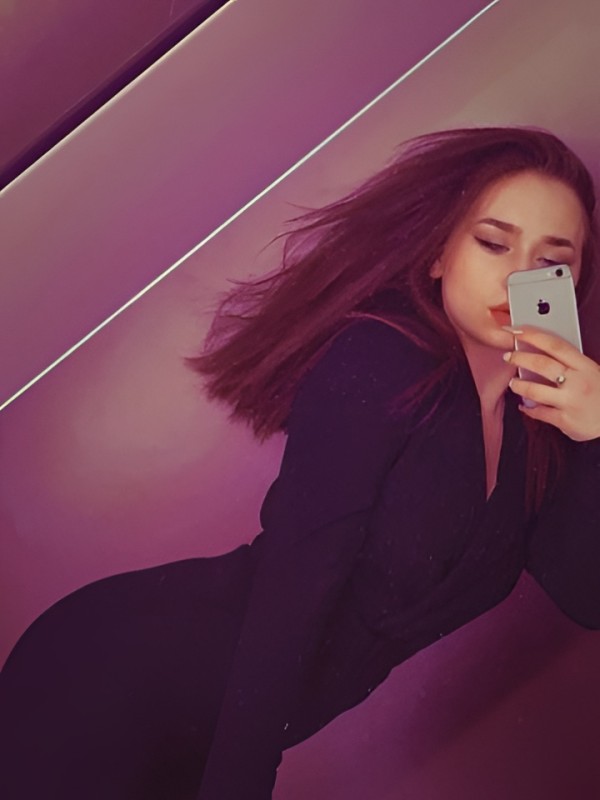 Яна привлекательная девушка из Стрежевой цена от 5000 руб