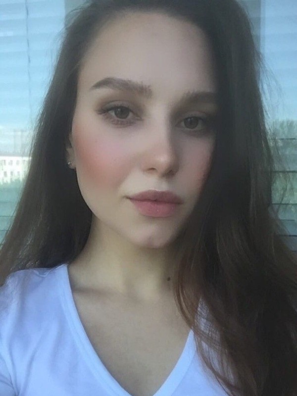 Тонечка привлекательная девушка из Стрежевой цена от 3000 руб