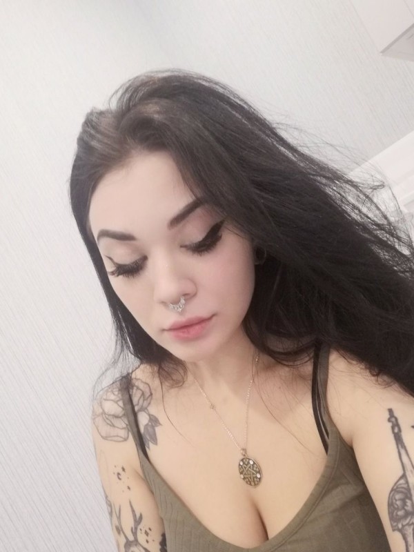 Ольга привлекательная девушка из Стрежевой цена от 3000 руб